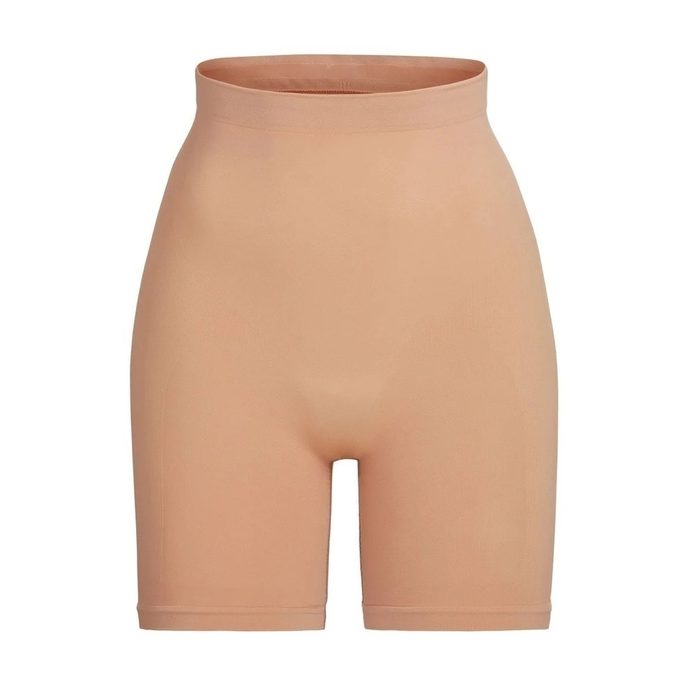 SKIMS Ochre Sculpting Short Mid Thigh Sz. L/XL​​​​​​​​​​